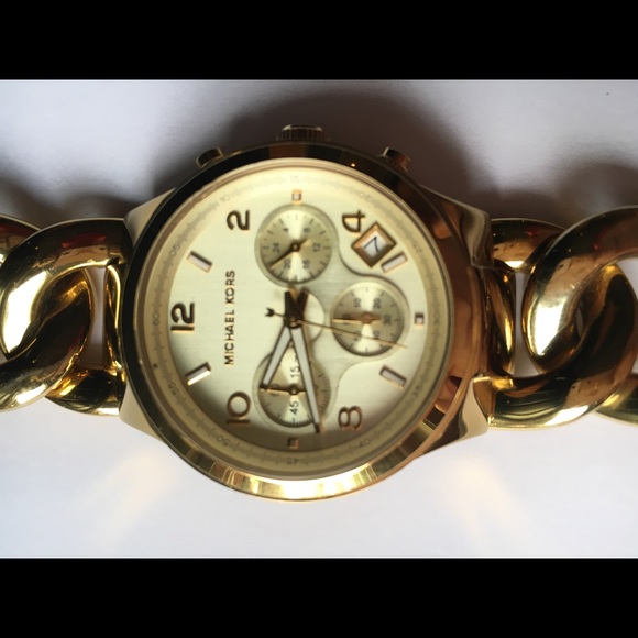 Michael Kors Runway Chain Link Watch main image 6